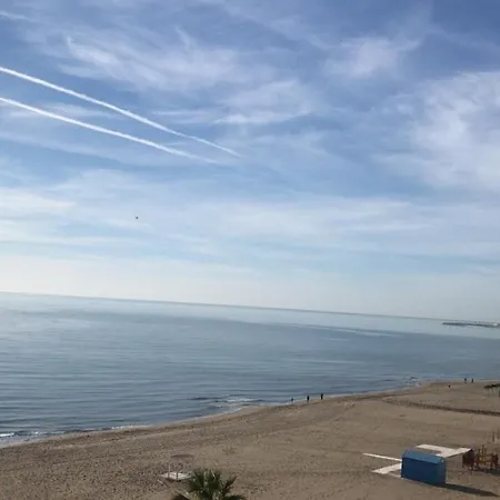 En Primera Linea/beachfront Apartment *