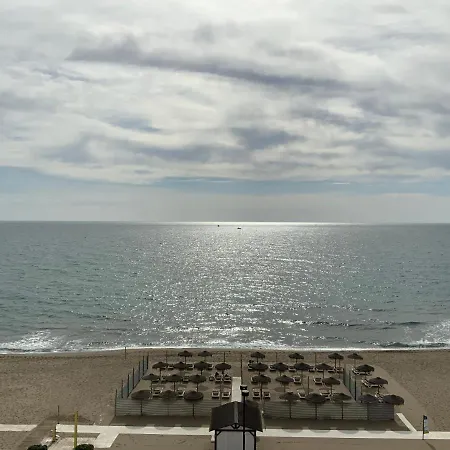 En Primera Linea/beachfront Apartment
